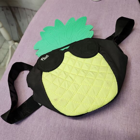 Victoria's Secret PINK limited-edition pineapple-themed insulated cooler bag - Picture 3 of 9